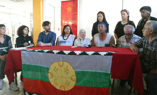 Conferencia de prensa de la comunidad con delegación nacional de organismos de Derechos Humanos - foto: Lara Haure